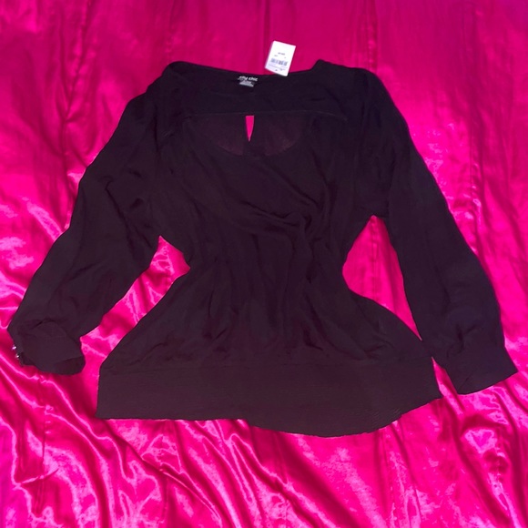 City Chic Tops - NWT City Chic Black Top 🖤